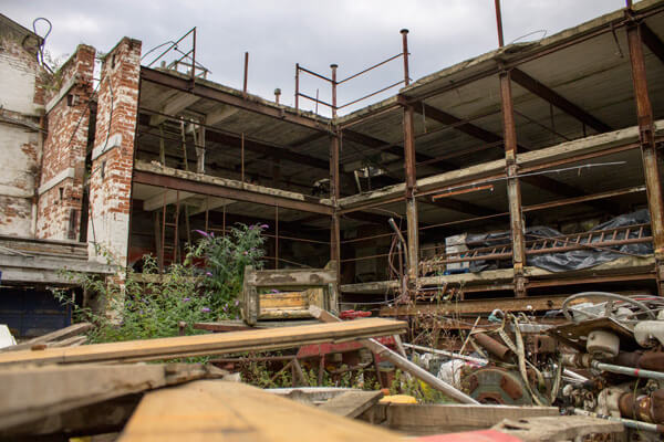 Derelict Building 9 - Photo Alan kemp