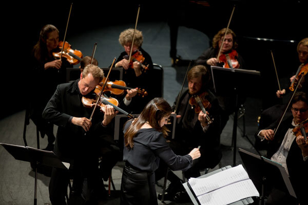 BSO, Anthony Marwood with Joana Carneiro - Photo by Dave Weiland